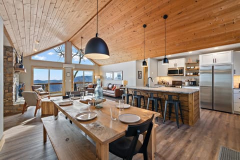 Wildcat Chalet House in Seven Devils