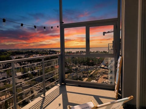 Balcony/Terrace, Sunset, sunbed