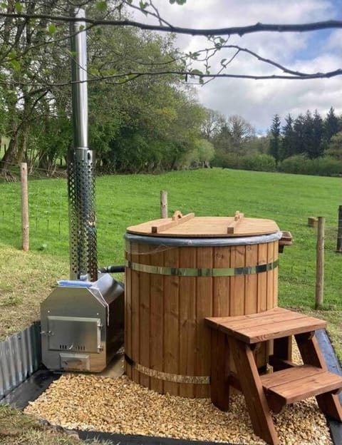 Natural landscape, Hot Tub