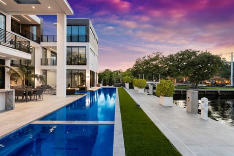 Property building, Pool view, Swimming pool