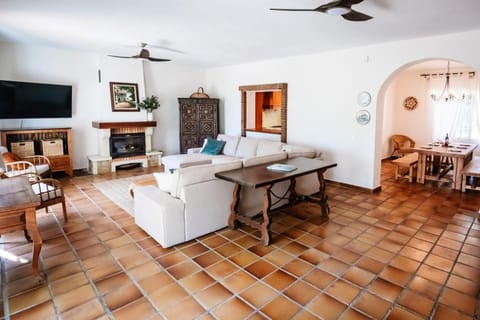 Villa de Luz Mijas Pueblo House in Mijas