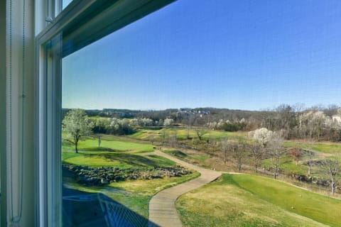 Gorgeous Condos at Thousand Hills - Heart of Branson - Spacious and Affordable Apartment in Branson