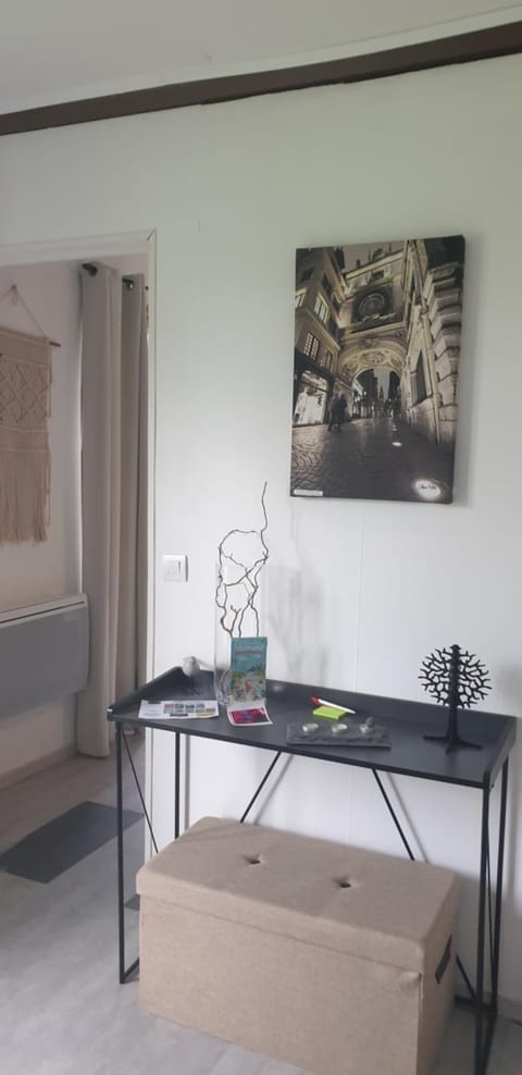 LES HIRONDELLES Chalet in Normandy