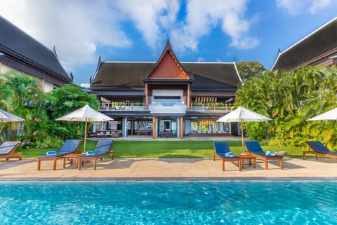 Property building, Garden view, Swimming pool, sunbed