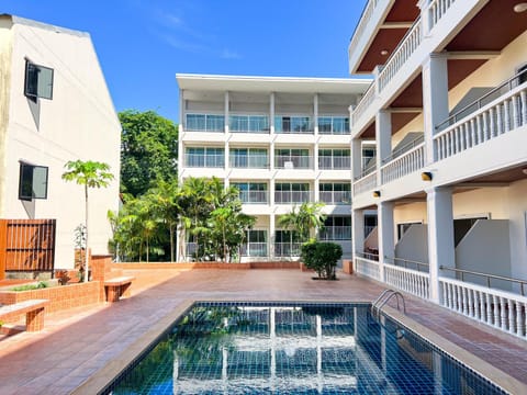 Patio, View (from property/room), Swimming pool