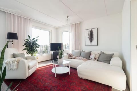 Kolmio järvinäkymin, Palokka Apartment in Finland