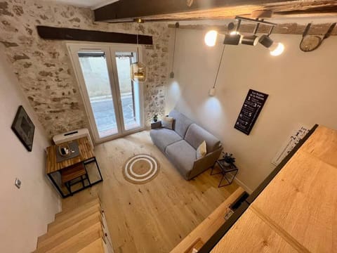 Living room, Photo of the whole room, Seating area