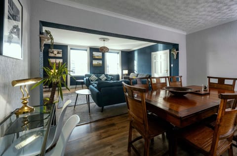 River View City Centre- Free Parking House in Inverness