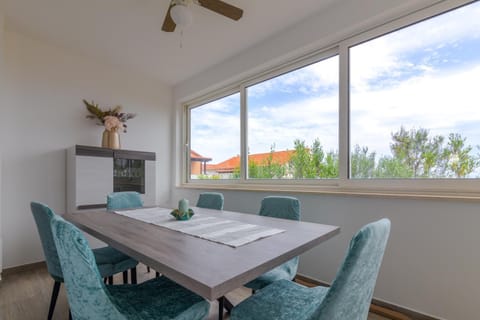 Balcony/Terrace, Dining area