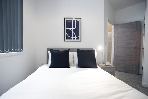 Bayard Apartments - Two Bedroom Apartment - Contractors Welcome Apartment in Huntingdonshire District