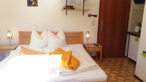 Alpenwelt Tannheimer Tal - Farbennest mit Frühstück Teeküche Apartment in Tyrol