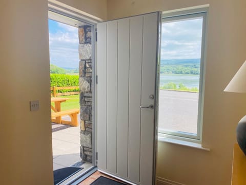 Facade/entrance, Day, Natural landscape, View (from property/room)