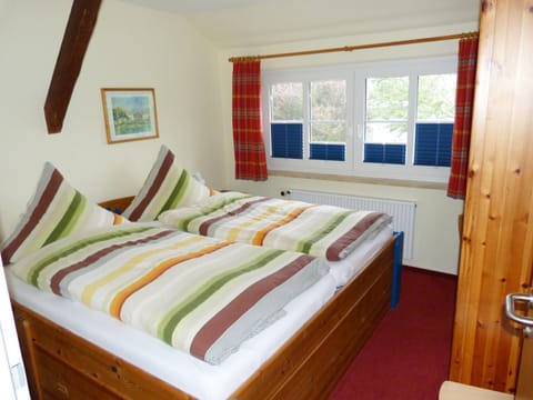 Dat Spatzenhus 2 Apartment in Friesland