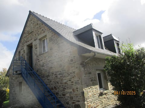 Les Gites de Kerroyal House in Finistere