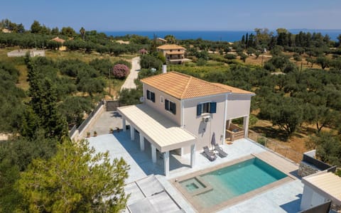 Property building, Day, Natural landscape, Bird's eye view, Pool view, Sea view, Swimming pool