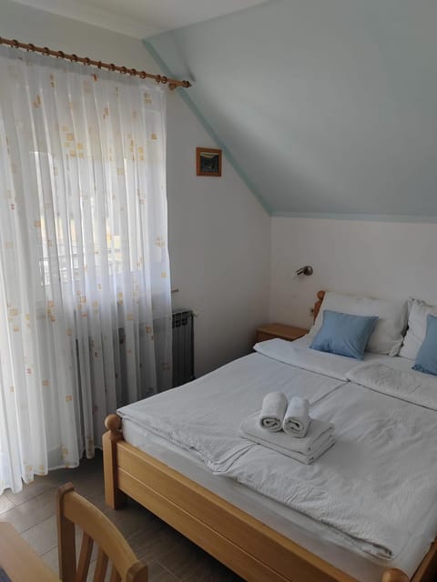 House Pljesevica Bed and Breakfast in Plitvice Lakes Park