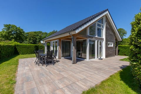 Welcome in - Vrijstaande vakantiewoning De Zonnestraal met ruime tuin - Burgh Haamstede House in Burgh-Haamstede