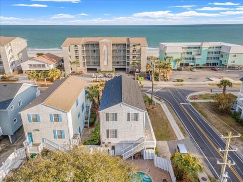 Mahalo House House in Surfside Beach
