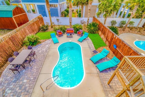 Sun Sational Apartment in Garden City