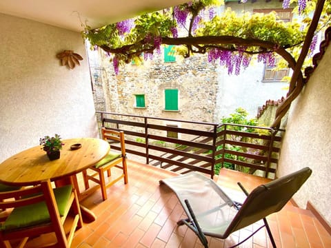 Day, Balcony/Terrace