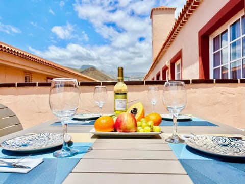 Balcony/Terrace, Dining area, Drinks
