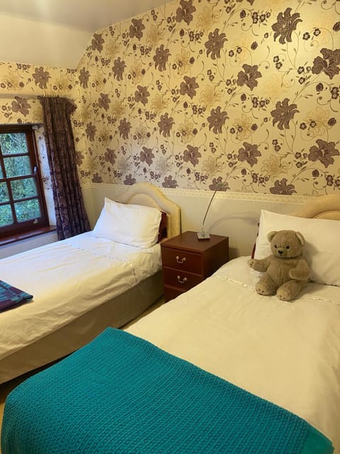 The Laurels Bed and Breakfast Bed and Breakfast in Cardiff