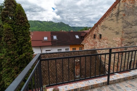 Property building, Day, Natural landscape, View (from property/room), Balcony/Terrace, Mountain view