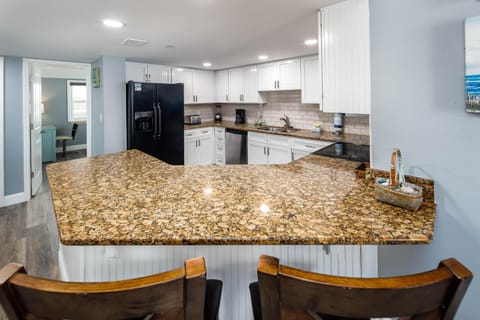 Nautilus 2509 Gulf View 5th Floor 2 BR 2 BA House in Okaloosa Island