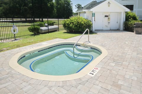 River Oaks 40D Apartment in Carolina Forest