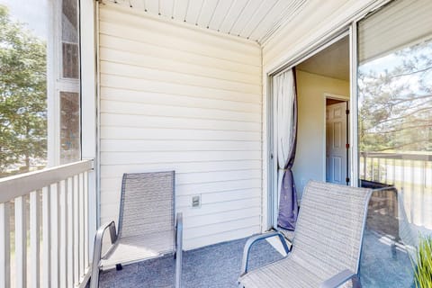 River Oaks 40D Apartment in Carolina Forest