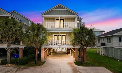 Wildhurst by the Sea House in Surfside Beach