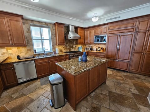 Bella Riva 309 4 bedroom Beachfront Beach set up included House in Okaloosa Island