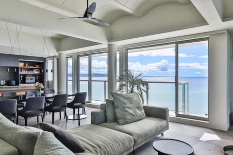 View (from property/room), Living room, Dining area