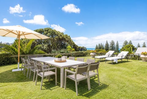 Patio, Garden, Seating area, Dining area, Garden view, Sea view, sunbed