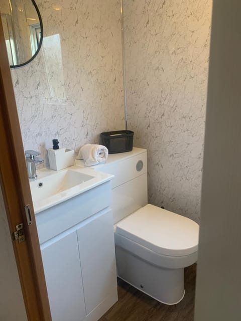 Farm stay caravan on working farm Apartment in England