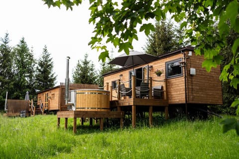 Property building, Spring, Day, Natural landscape, Garden, Hot Tub, Hot Tub, View (from property/room), View (from property/room), Other, Other, Other, Garden view, Area and facilities, Area and facilities, Area and facilities