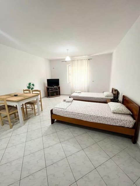 Garden Villa Sarande Apt-2 Apartment in Sarandë