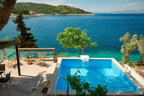 Sea view, Swimming pool