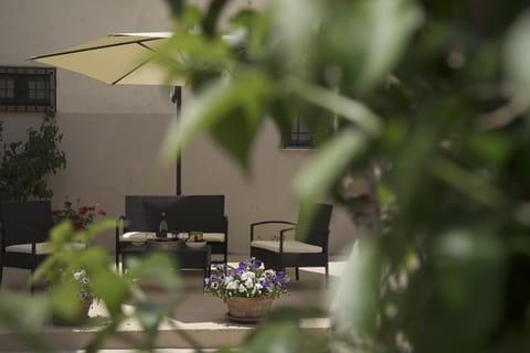 Patio, Spring, Day, Living room