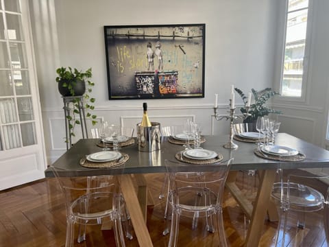 Decorative detail, Dining area