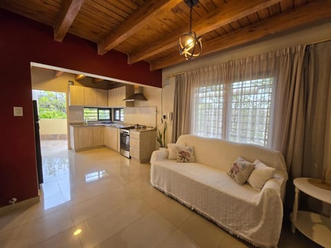 Kitchen or kitchenette, Living room, pet friendly