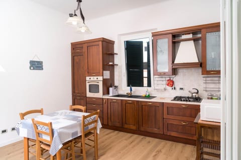Living room, kitchen