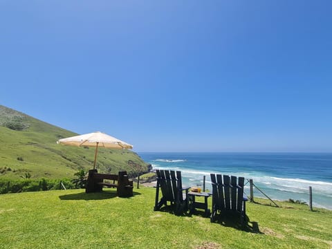 Day, Natural landscape, Beach, Mountain view, Sea view, sunbed