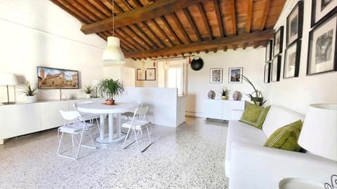 Civico 21 Apartment in Massa Marittima