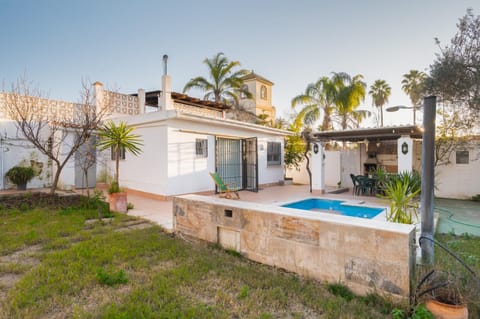 Property building, Living room, Swimming pool