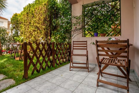 Spring, Day, Balcony/Terrace