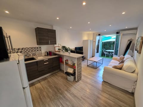 jolie appartement avec piscine Apartment in Mougins