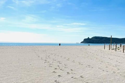 Sunrise beach home Apartment in Quartu Sant'Elena