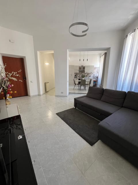 Port House Apartment in Civitavecchia