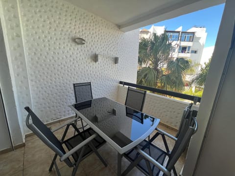 Patio, View (from property/room), Balcony/Terrace